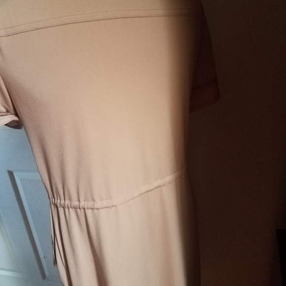 Dress - Picture 5 of 6